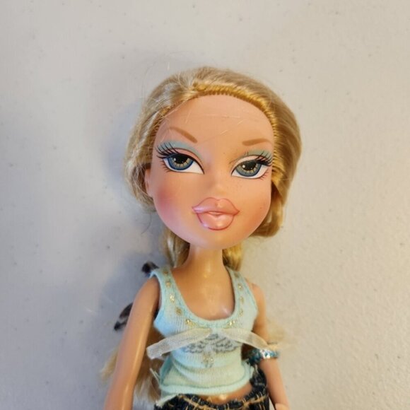BRATZ Talking Cloe Doll Original Clothes Boots - NO BASE 2001 Vintage Blonde Y2K - Picture 3 of 11